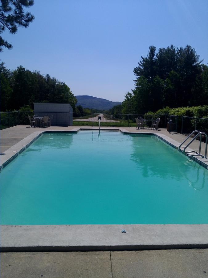Fairway Motel New London Luaran gambar
